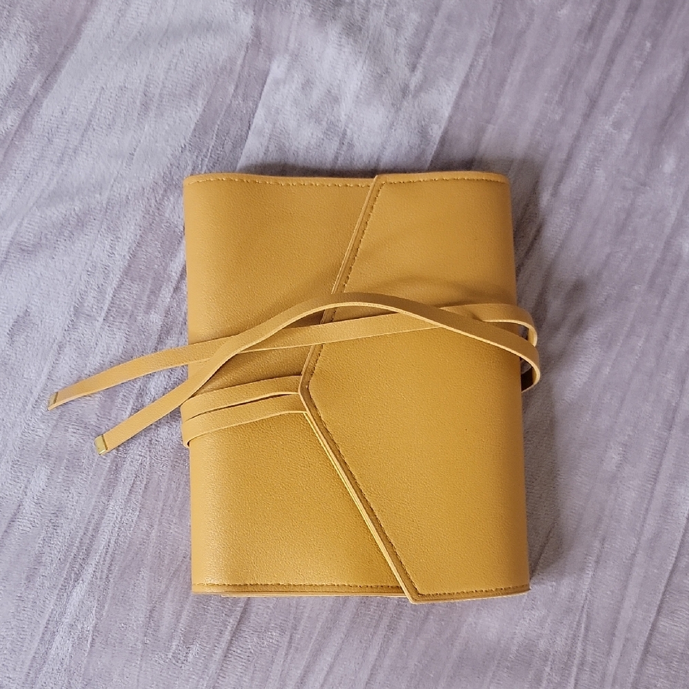 Glass Ladder & Co. Tan Leather Technology Organizer